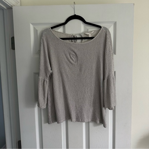 Size XL LC Lauren Conrad Blouse Top Gray/Black Striped Rayon Long Sleeve - Picture 3 of 6